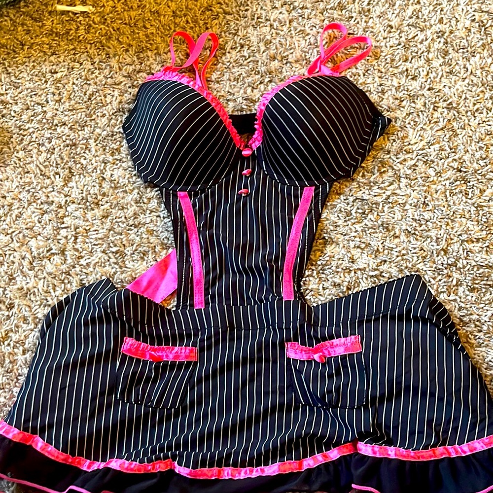 Ladies Maid Outfit